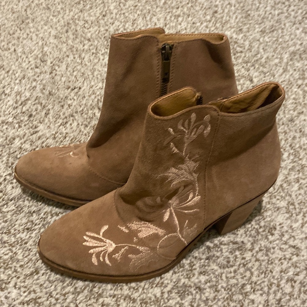 Cute Lucky Brand Booties